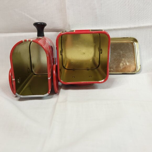 Pair of Vintage Coca-Cola Tin Train Engines - Picture 13 of 15